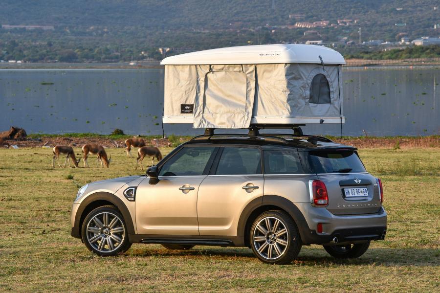  Mini Cooper S Countryman Autohome (F60) 2018 года  (ZA) (фото 14 из 16)